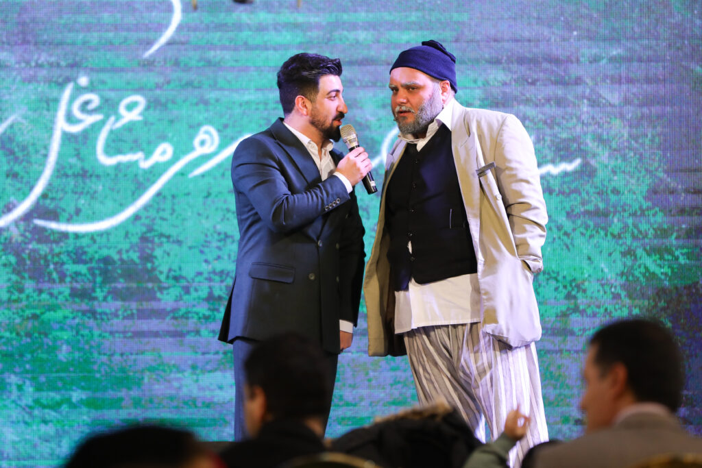 ماجراهای احمد و آقاجون